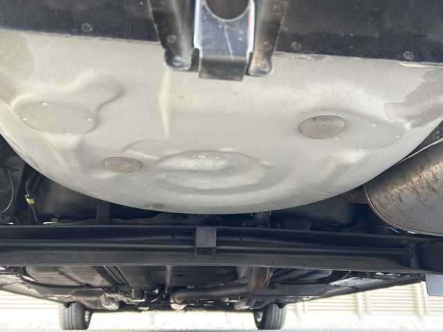 トヨタ シエンタ X 千葉県 2017(平29)年 7.1万km ブラックマイカ ワンオーナー/社外SDナビ/Bluetooth接続/CD/DVD再生/フルセグTV/ビルトインETC/片側パワースライドドア/横滑り防止装置/盗難防止装置/プッシュスタート/スマートキー/スペアキー×１本/ステアリングスイッチ/社外アルミホイール/取扱説明書