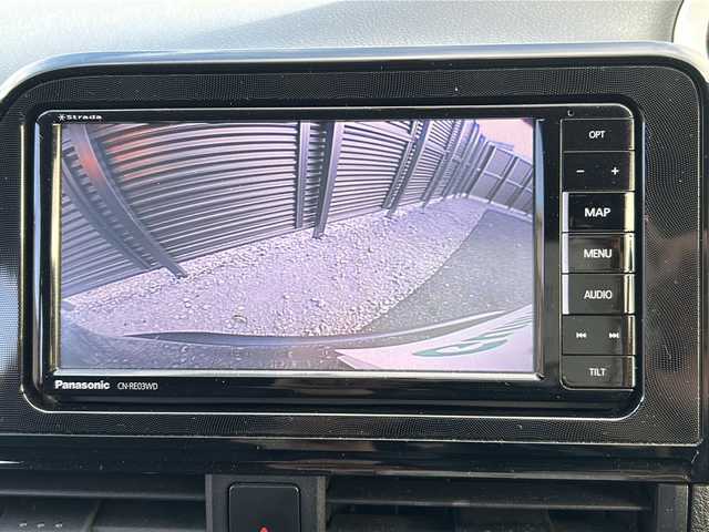 トヨタ シエンタ X 千葉県 2017(平29)年 7.1万km ブラックマイカ ワンオーナー/社外SDナビ/Bluetooth接続/CD/DVD再生/フルセグTV/ビルトインETC/片側パワースライドドア/横滑り防止装置/盗難防止装置/プッシュスタート/スマートキー/スペアキー×１本/ステアリングスイッチ/社外アルミホイール/取扱説明書