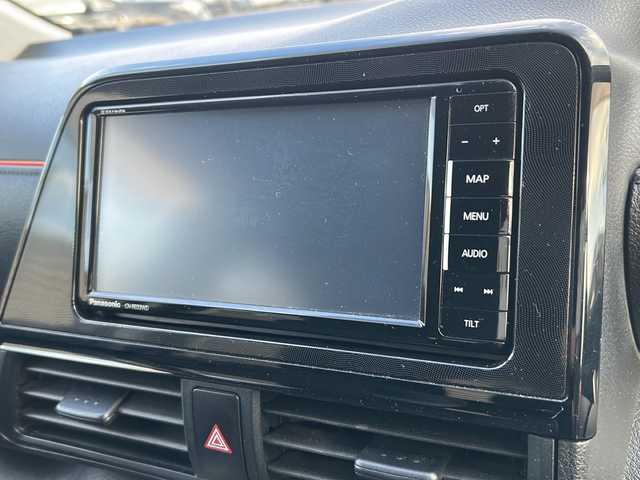 トヨタ シエンタ X 千葉県 2017(平29)年 7.1万km ブラックマイカ ワンオーナー/社外SDナビ/Bluetooth接続/CD/DVD再生/フルセグTV/ビルトインETC/片側パワースライドドア/横滑り防止装置/盗難防止装置/プッシュスタート/スマートキー/スペアキー×１本/ステアリングスイッチ/社外アルミホイール/取扱説明書