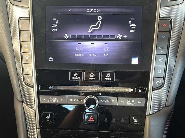 日産 スカイライン 400R 静岡県 2020(令2)年 5.5万km メテオフレークブラックパール 純正ナビ/AM・FM/フルセグTV/CD/DVD/USB/Bluetooth/Apple Carplay/主要装備/・純正ナビ　/・レーダークルーズコントロール　/・シートヒーター　/・テレスコ　/・全方位カメラ　　/・スマートキー　/・コーナーセンサー/・パドルシフト　/・オートライト　/・スペアキー　/・取扱説明書　/・保証書　/・ＥＴＣ　/・ＬＥＤヘッドライト　/・パワーシート/・フォグランプ/・純正アルミホイール/・ステアリングリモコン