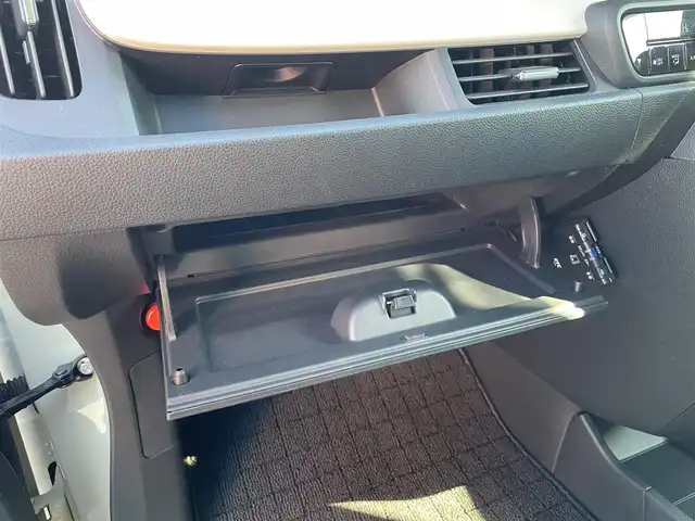 ホンダ Ｎ ＯＮＥ オリジナル 長野県 2021(令3)年 2.8万km プレミアムアイボリーパールⅡ フルセグテレビ/AM/FM/Bluetooth/USB/iPod/バックカメラ/クルーズコントロール/プッシュスタート/ETC/ドライブレコーダー/チップアップシート/純正フロアマット/コーナーセンサー/LEDヘッドライト/スペアキー/レーンキープアシスト/ドアバイザー