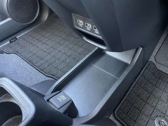 ホンダ Ｎ ＯＮＥ オリジナル 長野県 2021(令3)年 2.8万km プレミアムアイボリーパールⅡ フルセグテレビ/AM/FM/Bluetooth/USB/iPod/バックカメラ/クルーズコントロール/プッシュスタート/ETC/ドライブレコーダー/チップアップシート/純正フロアマット/コーナーセンサー/LEDヘッドライト/スペアキー/レーンキープアシスト/ドアバイザー