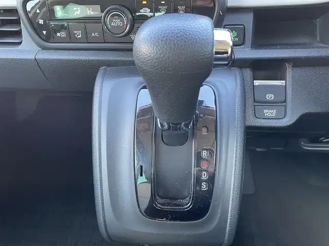 ホンダ Ｎ ＯＮＥ オリジナル 長野県 2021(令3)年 2.8万km プレミアムアイボリーパールⅡ フルセグテレビ/AM/FM/Bluetooth/USB/iPod/バックカメラ/クルーズコントロール/プッシュスタート/ETC/ドライブレコーダー/チップアップシート/純正フロアマット/コーナーセンサー/LEDヘッドライト/スペアキー/レーンキープアシスト/ドアバイザー