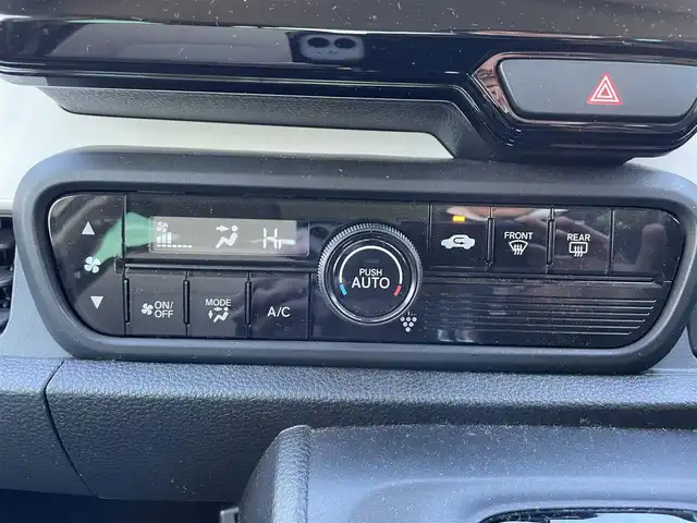 ホンダ Ｎ ＯＮＥ オリジナル 長野県 2021(令3)年 2.8万km プレミアムアイボリーパールⅡ フルセグテレビ/AM/FM/Bluetooth/USB/iPod/バックカメラ/クルーズコントロール/プッシュスタート/ETC/ドライブレコーダー/チップアップシート/純正フロアマット/コーナーセンサー/LEDヘッドライト/スペアキー/レーンキープアシスト/ドアバイザー