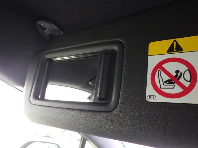 トヨタ カローラツーリング ハイブリッド ダブルバイビー 千葉県 2022(令4)年 3.1万km スパークリングブラックパールクリスタルシャイン 215/45R17/Toyota Safety Sense/・プリクラッシュセーフティ/・レーンディパーチャーアラート/・オートハイビーム/・レーダークルーズコントロール/ディスプレイオーディオ/【Bluetooth接続】/バックカメラ/ドライブレコーダー/ハーフレザーシート/革巻きステアリング/ステアリングスイッチ/ETC（2.0）/LEDヘッドライト/フォグライト/ウインカーミラー/純正17インチアルミホイル/スマートキー