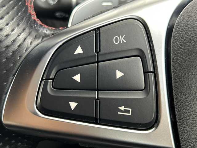 メルセデス・ベンツ Ｂ１８０ スポーツ 奈良県 2017(平29)年 3万km カルサイトホワイト 純正HDDナビ/BT/CD/DVD/SD/フルセグTV/AppleCarPlay/AndroidAuto/バックカメラ/レーダーセーフティパッケージ/　-ブラインドスポットアシスト/　-レーンキーピングアシスト/　-アダクティブクルーズコントロール/　-アクティブブレーキアシスト/前後コーナーセンサー/ハーフレザーシート/D席メモリー機能付パワーシート/D/N席シートヒーター/パドルシフト/LEDヘッドライト/オートハイビーム/純正18インチAW/純正フロアマット/ドアバイザー/プッシュスタート/ETC