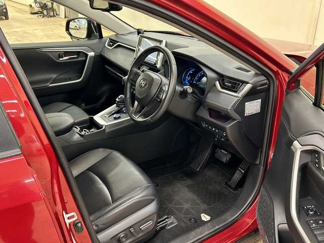 トヨタ ＲＡＶ４ ハイブリットG 道央・札幌 2019(令1)年 9.5万km センシュアルレッドマイカ /4WD//純正ナビ//オートライト//オートエアコン//フルセグテレビ//バックカメラ//クルーズコントロール//ドアバイザー//プッシュスタート//パワーバックドア//ETC//オートマチックハイビーム//フォグランプ//シートヒーター//ドライブレコーダー//エンジンスタータ//パワーバックドア//ステアリングヒーター//夏タイヤ付き