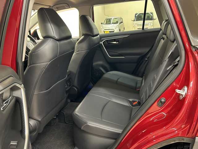 トヨタ ＲＡＶ４ ハイブリットG 道央・札幌 2019(令1)年 9.5万km センシュアルレッドマイカ /4WD//純正ナビ//オートライト//オートエアコン//フルセグテレビ//バックカメラ//クルーズコントロール//ドアバイザー//プッシュスタート//パワーバックドア//ETC//オートマチックハイビーム//フォグランプ//シートヒーター//ドライブレコーダー//エンジンスタータ//パワーバックドア//ステアリングヒーター//夏タイヤ付き