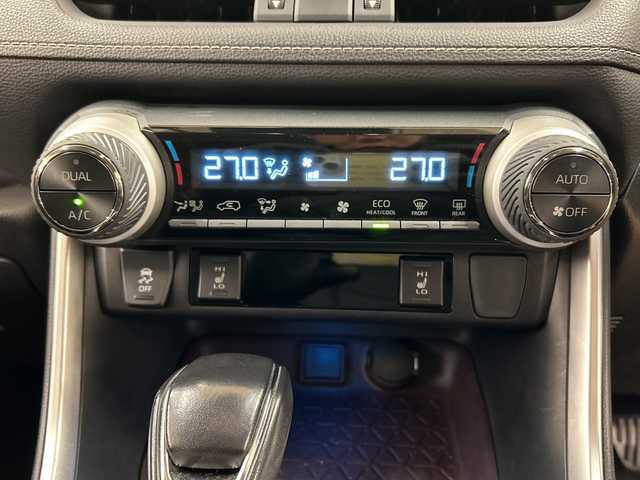 トヨタ ＲＡＶ４ ハイブリットG 道央・札幌 2019(令1)年 9.5万km センシュアルレッドマイカ /4WD//純正ナビ//オートライト//オートエアコン//フルセグテレビ//バックカメラ//クルーズコントロール//ドアバイザー//プッシュスタート//パワーバックドア//ETC//オートマチックハイビーム//フォグランプ//シートヒーター//ドライブレコーダー//エンジンスタータ//パワーバックドア//ステアリングヒーター//夏タイヤ付き