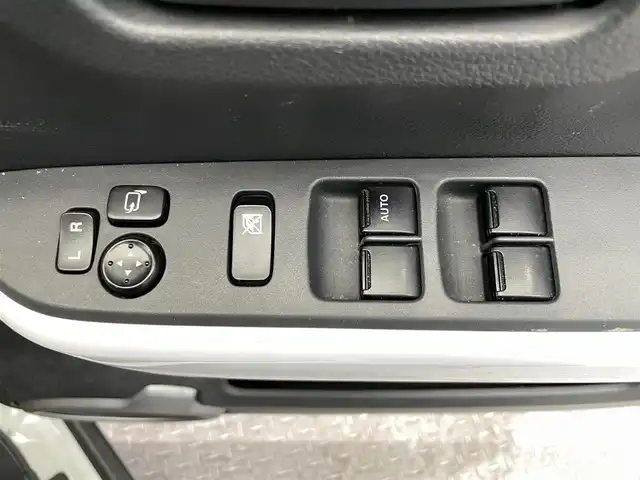 スズキ ハスラー X ターボ 鹿児島県 2015(平27)年 6万km パールホワイト/ブラック2トーンルーフ 禁煙車/社外SDナビ(AVIC-RZ03)/　・CD/DVD/　・ワンセグTV/　・iPod/　・AM/FM/バックカメラ/スマホホルダー/ドアハンドルプロテクター/シートヒーター/オートライト/衝突被害軽減ブレーキ/横滑り防止装置/純正フロアマット/純正アルミホイール/純正ドアバイザー/電動格納ミラー/スマートキー/プッシュスタート