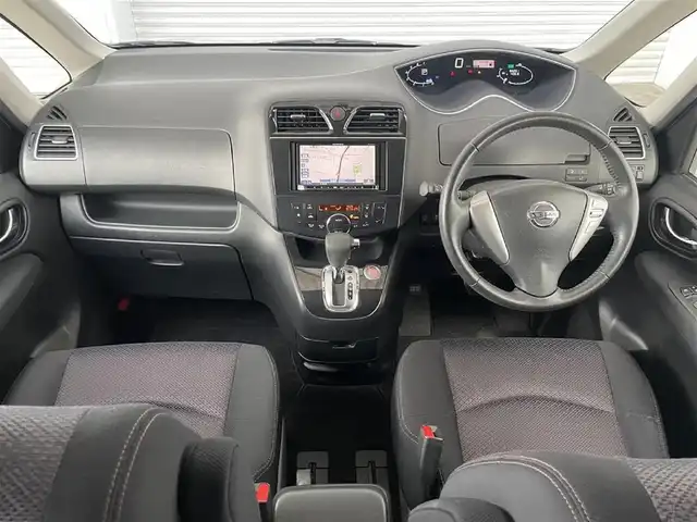 日産 セレナ ハイウェイスター Vセレクション 茨城県 2012(平24)年 6.7万km ブリリアントシルバー (株)IDOMが運営する【じしゃロン水戸店】の自社ローン専用車両になりますこちらは現金またはオートローンご利用時の価格です。自社ローンご希望の方は別途その旨お申付け下さい/社外メモリナビ/バックカメラ/クルーズコントロール/両側パワースライドドア/アイドリングストップ/オートライト/フォグランプ/ETC