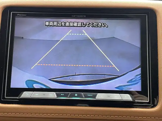 ホンダ ヴェゼル ハイブリッド Z ホンダセンシング 熊本県 2017(平29)年 8.1万km クリスタルブラックパール 社外ナビ（ＣＤ・ＤＶＤ・フルセグ・ＢＴ・SD・ＵＳＢ）/バックカメラ　/ビルトインＥＴＣ　/前席シートヒーター　/ホンダセンシング/・衝突回避支援ブレーキ/・先行車発進お知らせ/・路外逸脱抑制機能/・レーンキープアシスト/・標識認識システム/横滑り防止/アイドリングストップ/電動パーキングブレーキ/ブレーキホールド/ハーフレザーシート/社外フロアマット/純正１７インチAW/オートライト/LEDヘッドライト/フォグライト/スマートキー/プッシュスタート/保証書/取扱説明書