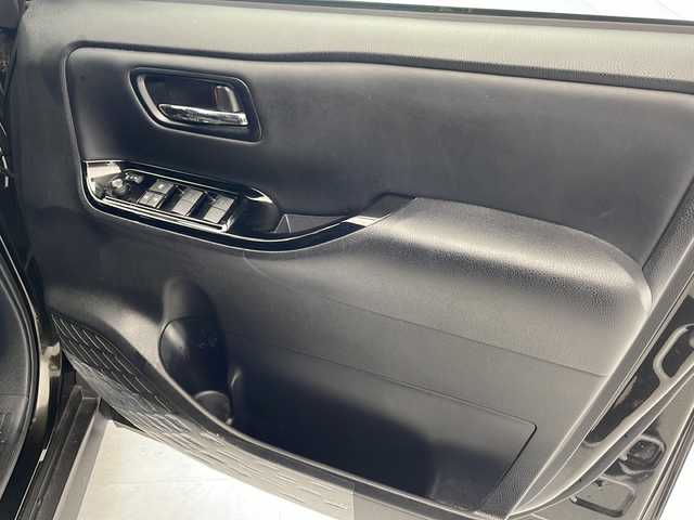 トヨタ ヴォクシー ハイブリッド ZS 煌Ⅲ 沖縄県 2021(令3)年 4.5万km イナズマスパーキングブラックガラスフレーク 純正９インチナビ(NSZT-Y68T)/(フルセグ　ＤＶＤ　Ｂｌｕｅｔｏｏｔｈ)/ビルトインＥＴＣ/前後ドライブレコーダー/ＴＳＳ　/ステアスイッチ　/両側パワースライドドア　/ハーフレザーシート /シートヒーター　/USBポート/ハーフレザー　/ウィンカーミラー　/ＬＥＤヘッドライト