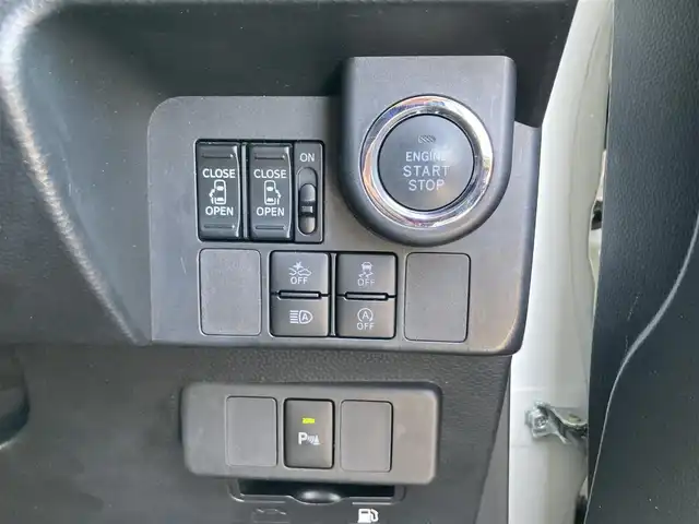 トヨタ タンク カスタムG 鳥取県 2020(令2)年 1.3万km パールホワイトⅢ 純正ナビ/フルセグ/CD/BT/パノラミックビューモニター/スマートアシスト/両側パワースライドドア/前席シートヒーター/クルーズコントロール/LEDヘットライト/オートハイビーム/純正14インチアルミホイール/プッシュエンジンスタート/アイドリングストップ/純正フロアマット/ドアバイザー/保証書・取扱説明書