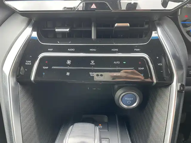 トヨタ ハリアー ハイブリッド Z レザーパッケージ 福岡県 2021(令3)年 6.2万km ブラック パノラマルーフ/純正10.5型ディスプレイナビ(JBL)/トヨタセーフティセンス/レザーシート/シートヒーター、シートクーラー/パワーシート/ETC2.0/純正ドラレコ/デジタルインナーミラー/追従式クルコン/ステアリングヒーター/サイドバイザー/純正アルミホイール/パワーバックドア/シートメモリ/USB/オートハイビーム/T-connect/フォグライト/アラウンドビュー/HUD/BSM