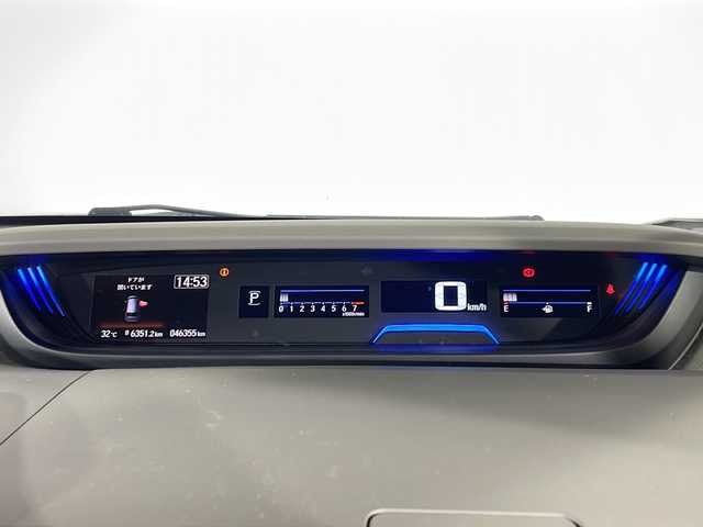 ホンダ フリード G ホンダセンシング 福岡県 2018(平30)年 4.7万km ホワイトオーキッドパール 両側パワースライドドア /レーダークルーズコントロール /衝突軽減ブレーキ /横滑り防止装置 /レーンアシスト /SDナビフルセグTVBluetooth /バックカメラ /ビルドインETC /純正フロアマット /ホンダセンシング/プッシュスタートボタン/スマートキー