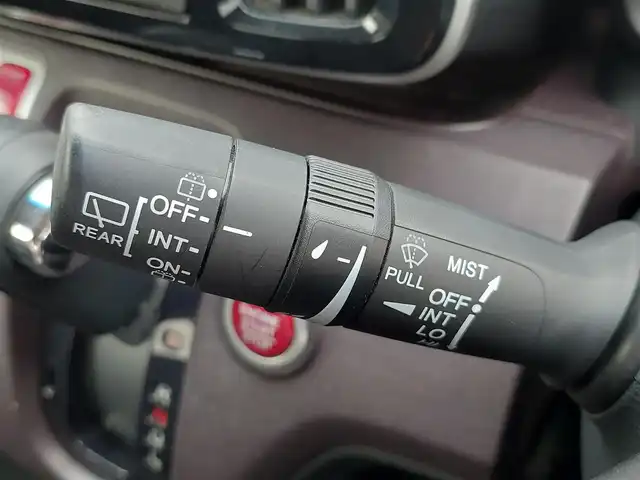 ホンダ Ｎ ＯＮＥ プレミアム 東京都 2014(平26)年 3.5万km ミラノレッド 社外ナビ/ワンセグ/バックカメラ/ETC/シティブレーキアクティブシステム/ECON/オートライト/純正14インチAW/スマートキー