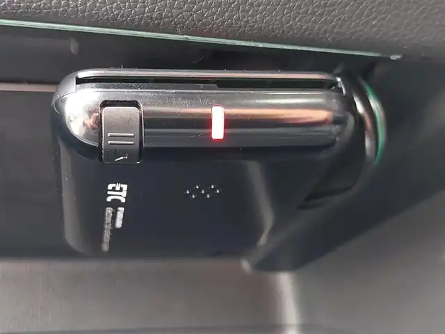 ホンダ Ｎ ＯＮＥ プレミアム 東京都 2014(平26)年 3.5万km ミラノレッド 社外ナビ/ワンセグ/バックカメラ/ETC/シティブレーキアクティブシステム/ECON/オートライト/純正14インチAW/スマートキー