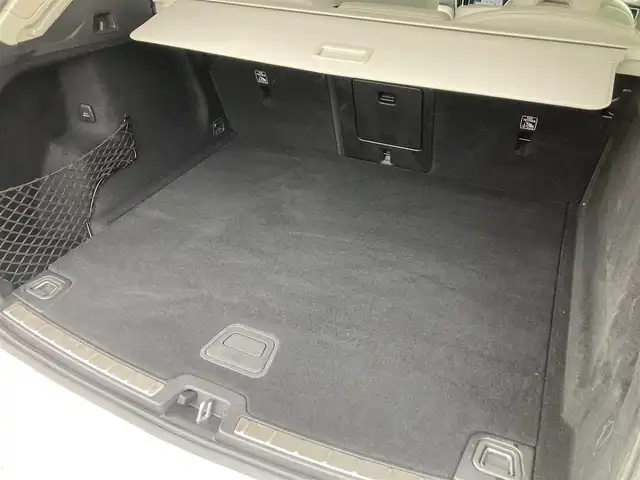 ボルボ ＸＣ６０ D4 AWD インスクリプション 熊本県 2020(令2)年 4.7万km クリスタルホワイトP 純正ナビ（Bluetooth、USB、AppleCarPlay、地デジ）/360°カメラ/HUD/革シート/パワーシート/ベンチレーション/シートヒーター/コーナーセンサー/パワーバックドア/純正19インチアルミホイール/LEDヘッドライト