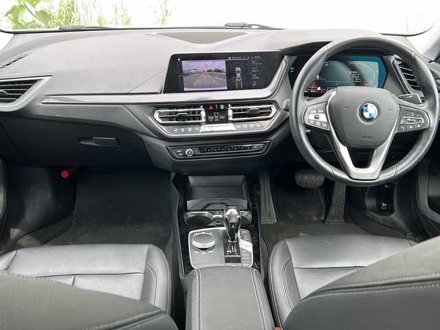 ＢＭＷ ２１８ｉ グランクーペ プレイ 千葉県 2020(令2)年 2万km パール ナビ　バックカメラ　黒革シート　パワーシート　シートヒーター　ＵＳＢ　ＢＴ　スクリーンミラーリング　ミラーＥＴＣ　ドラレコ　ＬＥＤライト　オートライト　ソナー　１７インチＡＷ　ターボ スマートキー