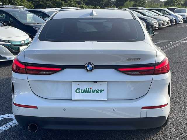 ＢＭＷ ２１８ｉ グランクーペ プレイ 千葉県 2020(令2)年 2万km パール ナビ　バックカメラ　黒革シート　パワーシート　シートヒーター　ＵＳＢ　ＢＴ　スクリーンミラーリング　ミラーＥＴＣ　ドラレコ　ＬＥＤライト　オートライト　ソナー　１７インチＡＷ　ターボ スマートキー