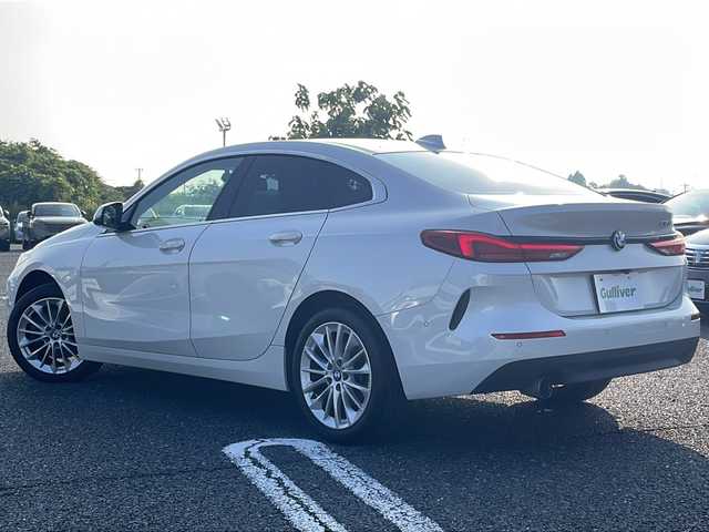 ＢＭＷ ２１８ｉ グランクーペ プレイ 千葉県 2020(令2)年 2万km パール ナビ　バックカメラ　黒革シート　パワーシート　シートヒーター　ＵＳＢ　ＢＴ　スクリーンミラーリング　ミラーＥＴＣ　ドラレコ　ＬＥＤライト　オートライト　ソナー　１７インチＡＷ　ターボ スマートキー
