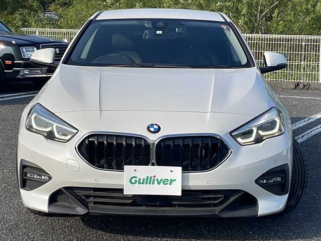 ＢＭＷ ２１８ｉ グランクーペ プレイ 千葉県 2020(令2)年 2万km パール ナビ　バックカメラ　黒革シート　パワーシート　シートヒーター　ＵＳＢ　ＢＴ　スクリーンミラーリング　ミラーＥＴＣ　ドラレコ　ＬＥＤライト　オートライト　ソナー　１７インチＡＷ　ターボ スマートキー
