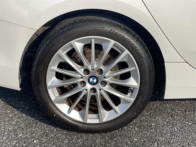 ＢＭＷ ２１８ｉ グランクーペ プレイ 千葉県 2020(令2)年 2万km パール ナビ　バックカメラ　黒革シート　パワーシート　シートヒーター　ＵＳＢ　ＢＴ　スクリーンミラーリング　ミラーＥＴＣ　ドラレコ　ＬＥＤライト　オートライト　ソナー　１７インチＡＷ　ターボ スマートキー