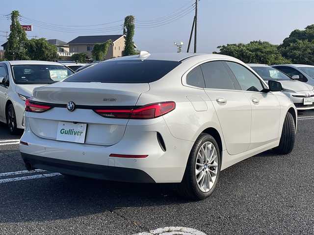 ＢＭＷ ２１８ｉ グランクーペ プレイ 千葉県 2020(令2)年 2万km パール ナビ　バックカメラ　黒革シート　パワーシート　シートヒーター　ＵＳＢ　ＢＴ　スクリーンミラーリング　ミラーＥＴＣ　ドラレコ　ＬＥＤライト　オートライト　ソナー　１７インチＡＷ　ターボ スマートキー