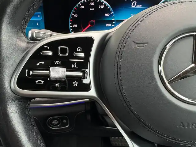 メルセデス・ベンツ ＧＬＳ４００ｄ 4マチック AMGライン 石川県 2020(令2)年 3.3万km 白 サンルーフ/黒革シート/シートベンチレーション/Ｂｕｒｍｅｓｔｅｒサウンド/衝突軽減ブレーキ/アダプティブクルーズコントロール/ブラインドスポット/純正ナビ/フルセグＴＶ/３６０カメラ/ソフトクローズドア