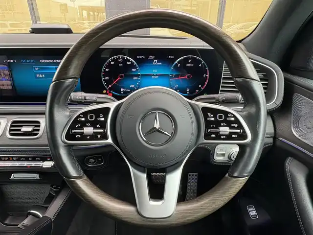 メルセデス・ベンツ ＧＬＳ４００ｄ 4マチック AMGライン 石川県 2020(令2)年 3.3万km 白 サンルーフ/黒革シート/シートベンチレーション/Ｂｕｒｍｅｓｔｅｒサウンド/衝突軽減ブレーキ/アダプティブクルーズコントロール/ブラインドスポット/純正ナビ/フルセグＴＶ/３６０カメラ/ソフトクローズドア