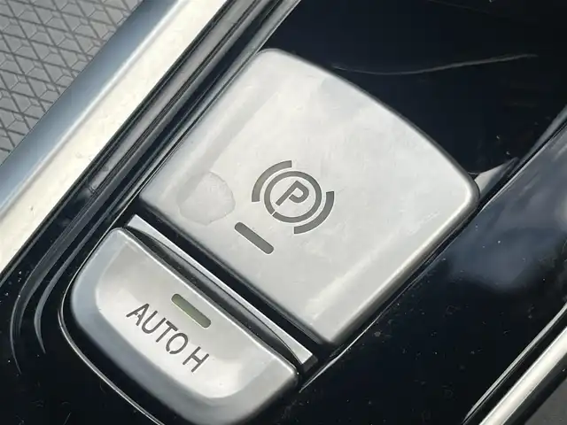 ＢＭＷ Ｘ３ xDrive20d Mスポーツ 静岡県 2020(令2)年 3.9万km 白 アダプティブクルーズコントロール/純正ナビ/（フルセグ/Bluetooth/ CarPlay）/360°カメラ/ヘッドアップディスプレイ/レーンキープアシスト/ブラインドスポットアシスト/コンフォートアクセス/ハーフレザーシート/LEDヘッドライト/オートハイビーム/純正19インチアルミホイール/電動リアゲート/ワイヤレス充電/パワーシート/シートヒーター/ドライビングアシスト＋/パーキングアシスト＋