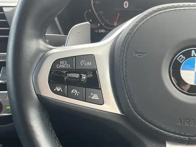ＢＭＷ Ｘ３ xDrive20d Mスポーツ 静岡県 2020(令2)年 3.9万km 白 アダプティブクルーズコントロール/純正ナビ/（フルセグ/Bluetooth/ CarPlay）/360°カメラ/ヘッドアップディスプレイ/レーンキープアシスト/ブラインドスポットアシスト/コンフォートアクセス/ハーフレザーシート/LEDヘッドライト/オートハイビーム/純正19インチアルミホイール/電動リアゲート/ワイヤレス充電/パワーシート/シートヒーター/ドライビングアシスト＋/パーキングアシスト＋