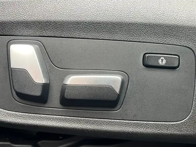 ＢＭＷ Ｘ３ xDrive20d Mスポーツ 静岡県 2020(令2)年 3.9万km 白 アダプティブクルーズコントロール/純正ナビ/（フルセグ/Bluetooth/ CarPlay）/360°カメラ/ヘッドアップディスプレイ/レーンキープアシスト/ブラインドスポットアシスト/コンフォートアクセス/ハーフレザーシート/LEDヘッドライト/オートハイビーム/純正19インチアルミホイール/電動リアゲート/ワイヤレス充電/パワーシート/シートヒーター/ドライビングアシスト＋/パーキングアシスト＋