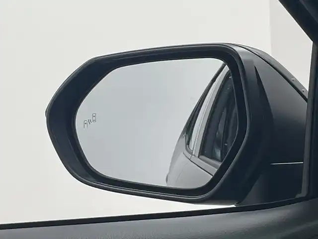 トヨタ ヤリスクロス ハイブリッド Z 群馬県 2024(令6)年 0.4万km ブラックマイカ 純正８型ナビ　全周囲カメラ　パーキングアシスト　アダプティブクルーズコントロール　安心降車アシスト　ＡＣ１００Ｖ　衝突被害軽減ブレーキ　前後ドライブレコーダー　ＬＥＤヘッドライト　ＥＴＣ２．０　禁煙車