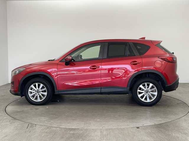 マツダ ＣＸ－５ XD 兵庫県 2015(平27)年 7.7万km ソウルレッドプレミアムメタリック ・ワンオーナー車/・純正メモリナビ/・Bluetooth/DVD/CD/フルセグテレビ/・ビルドインETC/・前後ドライブレコーダー/・バックカメラ/・電動パーキングブレーキ/・クルーズコントロール/・盗難防止装置/・純正フロアマット/・革巻きステアリング/・ステアリングリモコン/・LEDオートライト/・純正17インチアルミホイール/・ウインカーミラー/・電動格納ミラー/・USBサポート/・W＋サイドエアバッグ/・カーテンエアバッグ/・プッシュスタートボタン/・スマートキー