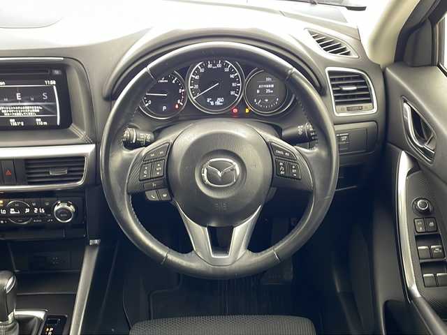 マツダ ＣＸ－５ XD 兵庫県 2015(平27)年 7.7万km ソウルレッドプレミアムメタリック ・ワンオーナー車/・純正メモリナビ/・Bluetooth/DVD/CD/フルセグテレビ/・ビルドインETC/・前後ドライブレコーダー/・バックカメラ/・電動パーキングブレーキ/・クルーズコントロール/・盗難防止装置/・純正フロアマット/・革巻きステアリング/・ステアリングリモコン/・LEDオートライト/・純正17インチアルミホイール/・ウインカーミラー/・電動格納ミラー/・USBサポート/・W＋サイドエアバッグ/・カーテンエアバッグ/・プッシュスタートボタン/・スマートキー
