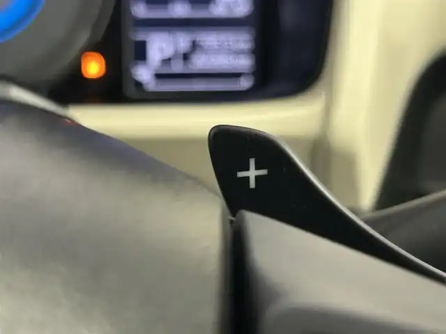 スズキ クロスビー HYBRID MZ 千葉県 2020(令2)年 3.1万km クラレットレッドメタリック 禁煙車/スズキセーフティサポート/・デュアルカメラブレーキサポート/・誤発進抑制機能/・後退時ブレーキサポート/・後方誤発進抑制機能/・車線維持支援機能/・車線逸脱警報機能/・ふらつき警報機能/・先行車発進お知らせ機能/・先行車発進お知らせ機能/・クルーズコントロール/純正8インチナビ/CD/DVD/Bluetooth/フルセグ/アラウンドビューモニター/クルーズコントロール/LEDオートライト/シートヒーター/純正16インチアルミホイール/パドルシフト/オートエアコン/アイドリングストップ/プッシュスタート/スマートキー