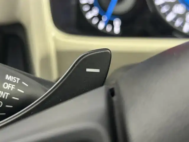 スズキ クロスビー HYBRID MZ 千葉県 2020(令2)年 3.1万km クラレットレッドメタリック 禁煙車/スズキセーフティサポート/・デュアルカメラブレーキサポート/・誤発進抑制機能/・後退時ブレーキサポート/・後方誤発進抑制機能/・車線維持支援機能/・車線逸脱警報機能/・ふらつき警報機能/・先行車発進お知らせ機能/・先行車発進お知らせ機能/・クルーズコントロール/純正8インチナビ/CD/DVD/Bluetooth/フルセグ/アラウンドビューモニター/クルーズコントロール/LEDオートライト/シートヒーター/純正16インチアルミホイール/パドルシフト/オートエアコン/アイドリングストップ/プッシュスタート/スマートキー