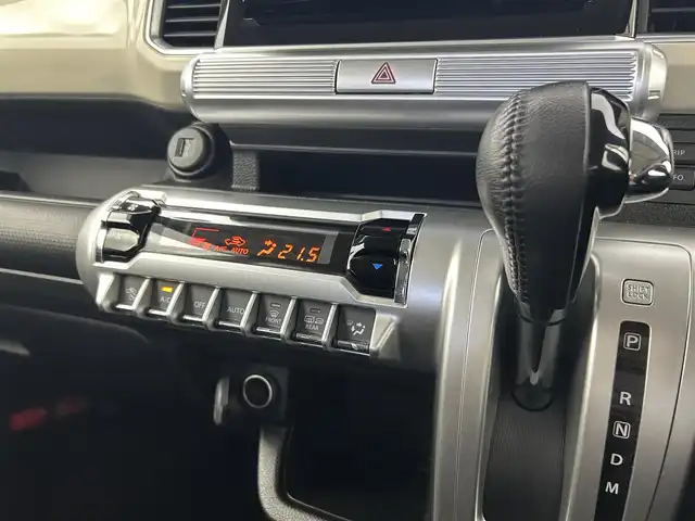 スズキ クロスビー HYBRID MZ 千葉県 2020(令2)年 3.1万km クラレットレッドメタリック 禁煙車/スズキセーフティサポート/・デュアルカメラブレーキサポート/・誤発進抑制機能/・後退時ブレーキサポート/・後方誤発進抑制機能/・車線維持支援機能/・車線逸脱警報機能/・ふらつき警報機能/・先行車発進お知らせ機能/・先行車発進お知らせ機能/・クルーズコントロール/純正8インチナビ/CD/DVD/Bluetooth/フルセグ/アラウンドビューモニター/クルーズコントロール/LEDオートライト/シートヒーター/純正16インチアルミホイール/パドルシフト/オートエアコン/アイドリングストップ/プッシュスタート/スマートキー