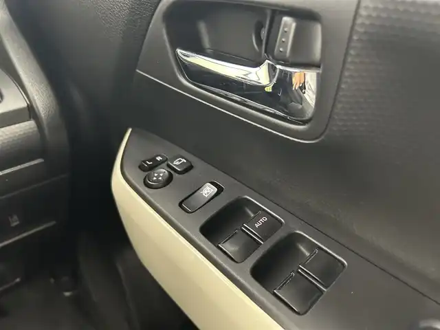 スズキ クロスビー HYBRID MZ 千葉県 2020(令2)年 3.1万km クラレットレッドメタリック 禁煙車/スズキセーフティサポート/・デュアルカメラブレーキサポート/・誤発進抑制機能/・後退時ブレーキサポート/・後方誤発進抑制機能/・車線維持支援機能/・車線逸脱警報機能/・ふらつき警報機能/・先行車発進お知らせ機能/・先行車発進お知らせ機能/・クルーズコントロール/純正8インチナビ/CD/DVD/Bluetooth/フルセグ/アラウンドビューモニター/クルーズコントロール/LEDオートライト/シートヒーター/純正16インチアルミホイール/パドルシフト/オートエアコン/アイドリングストップ/プッシュスタート/スマートキー