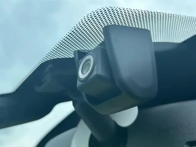 レクサス ＣＴ 200h Fスポーツ 大阪府 2015(平27)年 5.9万km ホワイトノーヴァガラスフレーク 純正ナビ　/   フルセグTV/CD/DVD/USB　/バックモニター　/衝突軽減ブレーキ　/前席シートヒーター　/前席パワーシート　/レーダークルーズコントロール/レーンキープアシスト/アイドリングストップ　/前方ドライブレコーダー/純正17インチアルミホイール　/プッシュスタート　/スマートキー　/ＥＴＣ　/ＬＥＤ