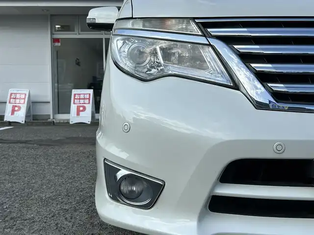 日産 セレナ ハイウェイS G S HV Aセーフ 京都府 2014(平26)年 8.7万km ブリリアントホワイトパール (株)IDOMが運営する【じしゃロン伏見店】の自社ローン専用車両になりますこちらは現金またはオートローンご利用時の価格です。自社ローンご希望の方は別途その旨お申付け下さい/純正ナビ(TV/Bluetooth/CD/AUX)/バックカメラ/アラウンドビューモニター/フリップダウンモニター/ビルトインETC/両側パワースライドドア/純正フロアマット/純正16インチアルミホイール/コーナーセンサー/クルーズコントロール/レーンキープアシスト/衝突被害軽減ブレーキ/ドライブレコーダー/プッシュスタート/スマートキー