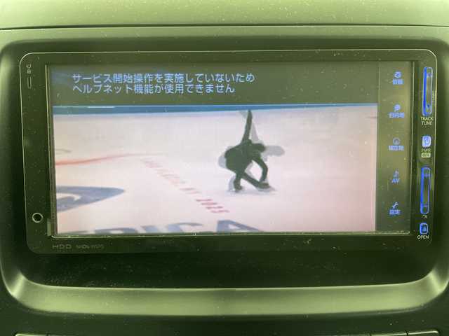 トヨタ ランドクルーザー プラド TX－LTD 道央・札幌 2007(平19)年 5.7万km ホワイトパールクリスタルシャイン ・4WD/・純正HDDナビ/・CD/DVD/SD/HDD/AUX/フルセグTV/・Bluetooth接続/・サンルーフ/ルーフレール/・バックカメラ/ETC/・センターデフロック/・純正エンジンスターター/・前方ドライブレコーダー/・オートライト/フォグランプ/・積込冬タイヤAWセット/・電動格納ミラー/ミラーヒーター/・ヘッドライトレベライザー/・リモコンキー/スペアキー/・ドアバイザー/純正フロアマット