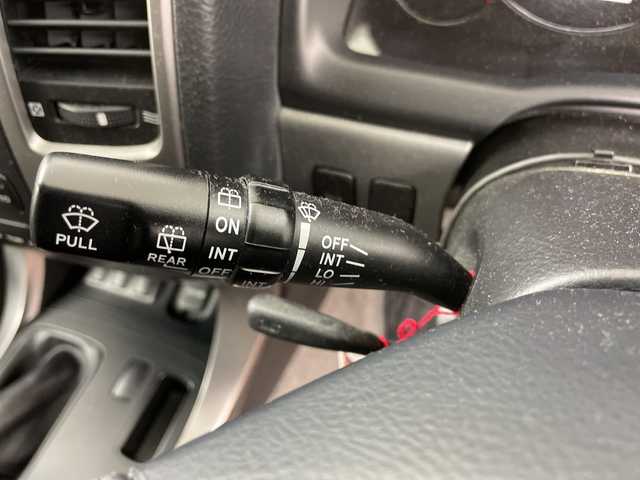 トヨタ ランドクルーザー プラド TX－LTD 道央・札幌 2007(平19)年 5.7万km ホワイトパールクリスタルシャイン ・4WD/・純正HDDナビ/・CD/DVD/SD/HDD/AUX/フルセグTV/・Bluetooth接続/・サンルーフ/ルーフレール/・バックカメラ/ETC/・センターデフロック/・純正エンジンスターター/・前方ドライブレコーダー/・オートライト/フォグランプ/・積込冬タイヤAWセット/・電動格納ミラー/ミラーヒーター/・ヘッドライトレベライザー/・リモコンキー/スペアキー/・ドアバイザー/純正フロアマット