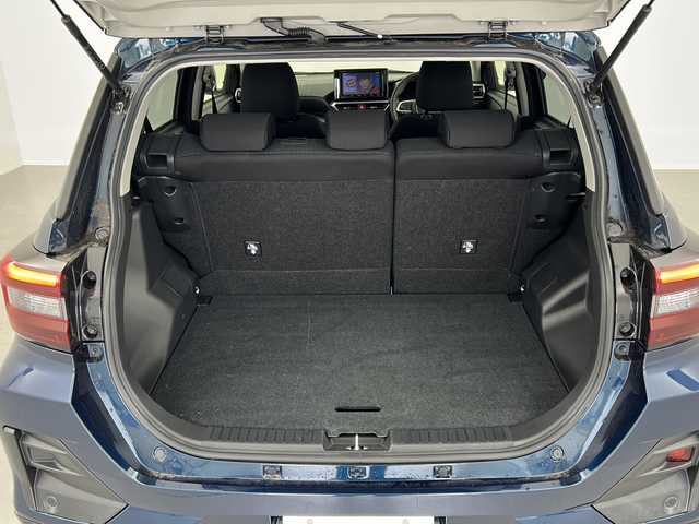 トヨタ ライズ Z 宮城県 2022(令4)年 1.8万km レーザーブルークリスタルシャイン /禁煙車//パノラミックビューモニター//純正９型ナビ//シートヒーター//フルセグＴＶ//前後ドライブレコーダー//ＢＳＭ//ＥＴＣ//電動パーキングブレーキ//オートホールド//クリアランスソナー//ＬＥＤライト//フォグライト//オートハイビーム//スマートキー//保証書