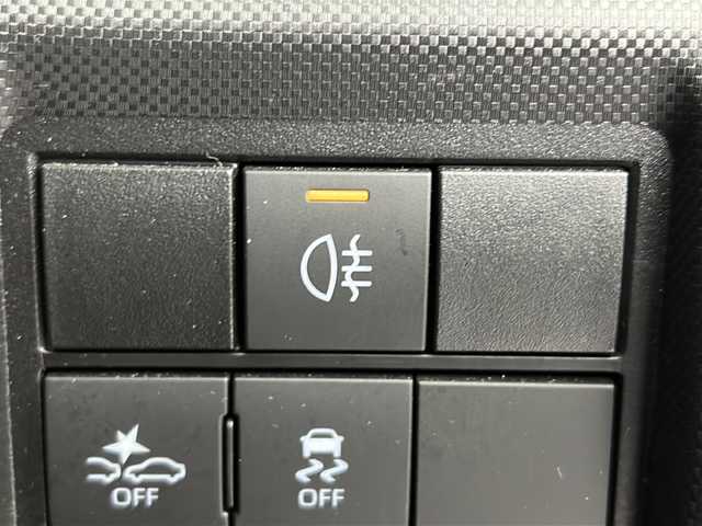 トヨタ ライズ Z 宮城県 2022(令4)年 1.8万km レーザーブルークリスタルシャイン /禁煙車//パノラミックビューモニター//純正９型ナビ//シートヒーター//フルセグＴＶ//前後ドライブレコーダー//ＢＳＭ//ＥＴＣ//電動パーキングブレーキ//オートホールド//クリアランスソナー//ＬＥＤライト//フォグライト//オートハイビーム//スマートキー//保証書