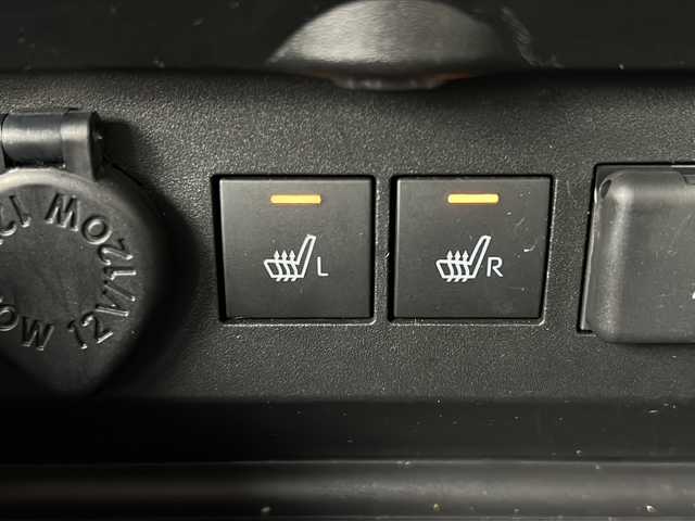 トヨタ ライズ Z 宮城県 2022(令4)年 1.8万km レーザーブルークリスタルシャイン /禁煙車//パノラミックビューモニター//純正９型ナビ//シートヒーター//フルセグＴＶ//前後ドライブレコーダー//ＢＳＭ//ＥＴＣ//電動パーキングブレーキ//オートホールド//クリアランスソナー//ＬＥＤライト//フォグライト//オートハイビーム//スマートキー//保証書