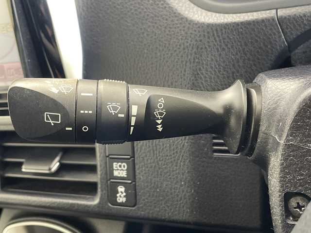 トヨタ ヴォクシー ZS 愛知県 2015(平27)年 4.7万km ブラック 社外SDナビ　（Bluetooth/TV/CD/DVD)/パワースライドドア/バックカメラ・バックモニター/スマートキー/ETC/オートライト/横滑り防止措置　/盗難防止装置/純正アルミホイール