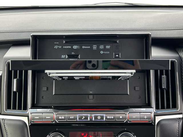 三菱 デリカＤ：５ シャモニー 愛知県 2025(令7)年 0.1千km 白Ⅱ 登録済未使用車/アルパイン１１型カーナビ　ビッグX11/・AppleCarPlay/AndroidAuto/・Bluetooth/・CD/DVD/・HDMI入力/・USB入力/全方位カメラ/両側パワースライドドア/ステアリングヒーター/フルセグ/レーダークルーズコントロール/スペアキー１本/運転席パワーシート/前席シートヒーター/パワーバックドア/LEDオートライト・オートハイビーム/衝突被害軽減ブレーキシステム/車線逸脱警報システム/後側方車両検知警報システム（レーンチェンジアシスト機能付）/誤発進抑制機能（前進時）/後退時交差車両検知警報システム/純正アルミホイール/取扱説明書/保証書